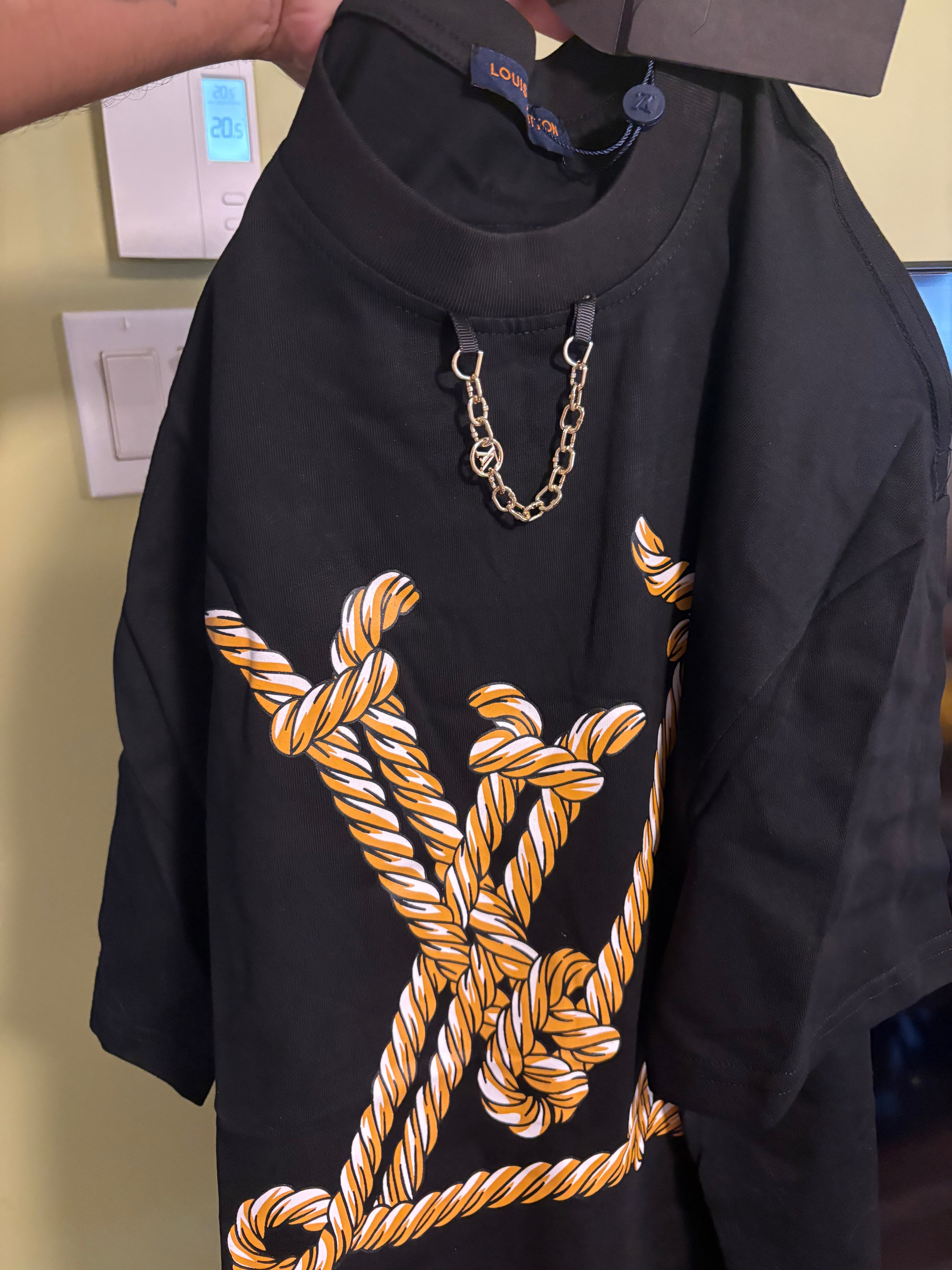 LV t-shirt