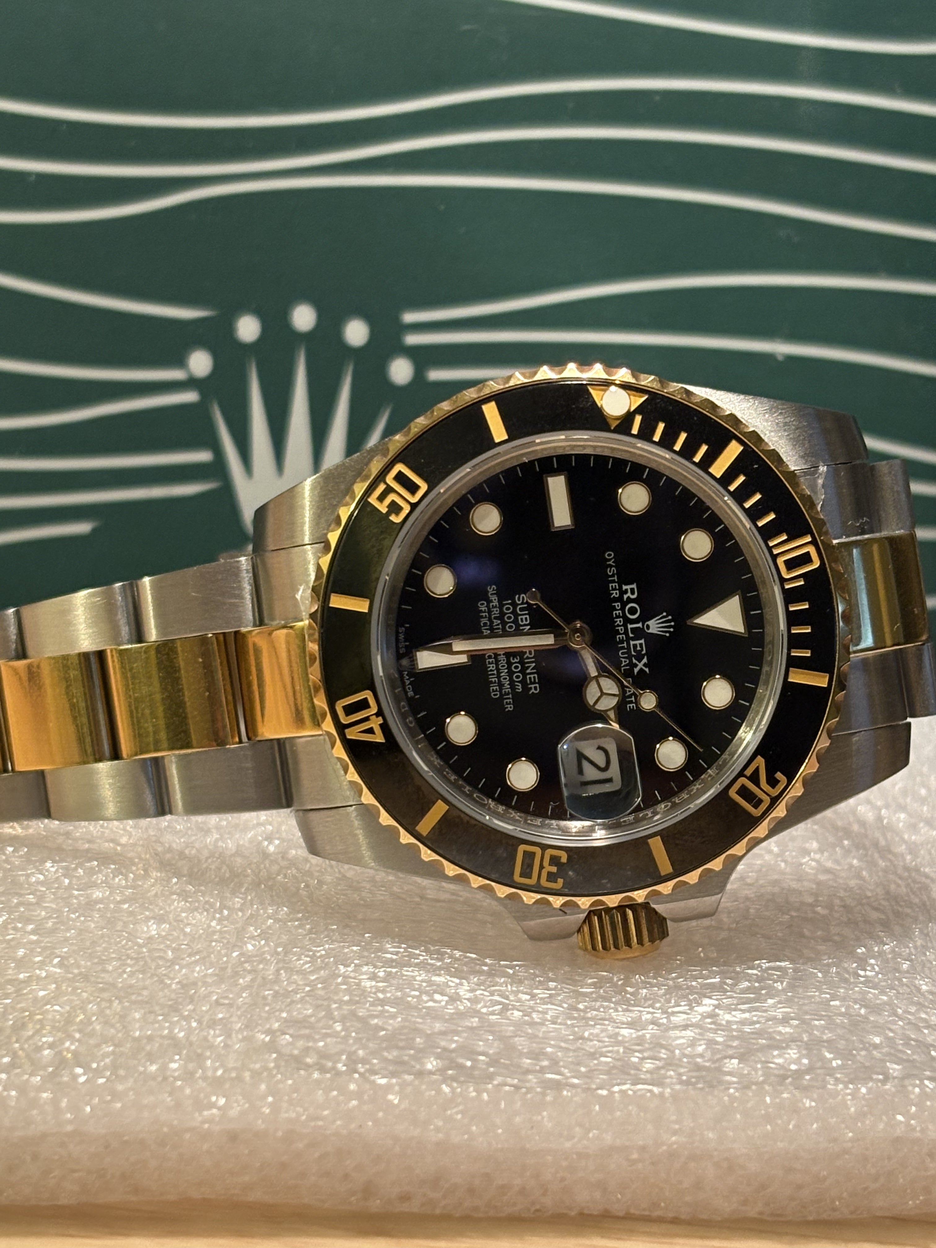 rolex submariner steel yellow gold