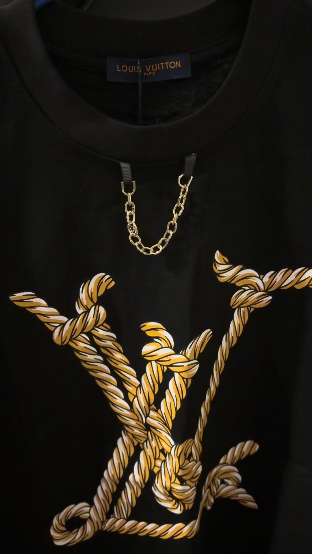 LV t-shirt